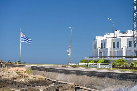 Rambla Artigas and the Uruguayan Flag - Punta del Este and its near resorts - URUGUAY. Photo #84893