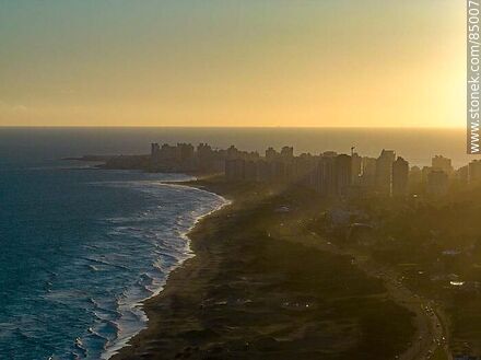 Aerial view of the Peninsula against the light and under haze - Punta del Este and its near resorts - URUGUAY. Photo #85007