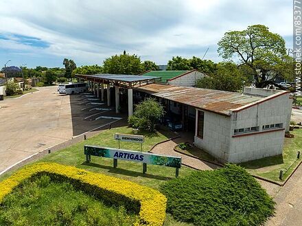 Aerial view of the Artigas bus terminal located in the old railroad station. - Artigas - URUGUAY. Photo #85377