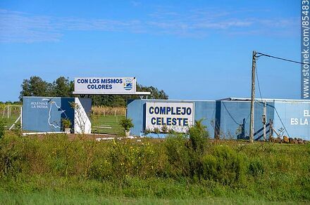 Complejo Uruguay Celeste - Departamento de Artigas - URUGUAY. Foto No. 85483