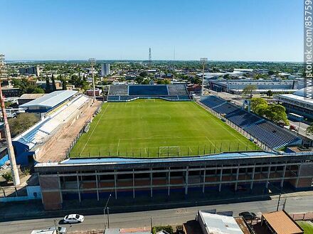 Vista aérea del estadio Parque Artigas - Departamento de Paysandú - URUGUAY. Foto No. 85759