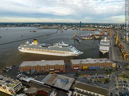 Aerial view of the Costa Favolosa cruise ship departing from the port of Montevideo - Department of Montevideo - URUGUAY. Photo #86181