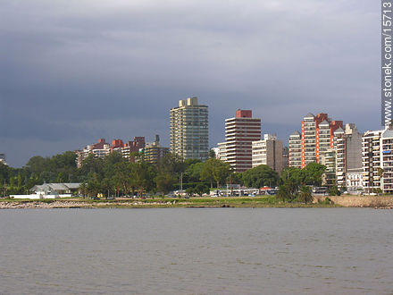 Bulevar Artigas y sus edificios - Departamento de Montevideo - URUGUAY. Foto No. 15713
