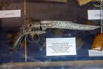 Museo Histórico de Durazno, casa de Rivera. Antiguo revólver cuchillo de retrocarga;  francés calibre 44 Lefaucheux - Foto #87306