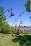 Centro Cultural Bastión del Carmen. Obras en metal con el Río de la Plata de fondo - Foto #87584