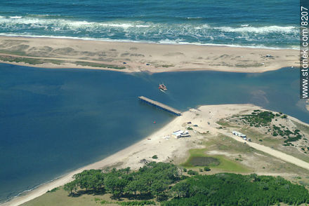Laguna Garzón y Océano Atlántico - Punta del Este y balnearios cercanos - URUGUAY. Foto No. 8207