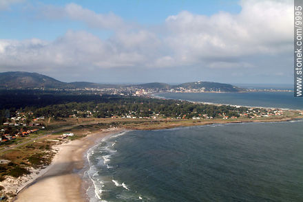 Playa Hermosa, Playa Grande, Piriápolis, Cerro del Toro(left), Cerro San Antonio(right). - Department of Maldonado - URUGUAY. Photo #9995