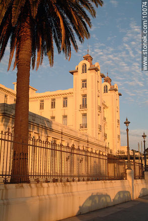 Edificio sede del Mercosur, ex Parque Hotel - Departamento de Montevideo - URUGUAY. Foto No. 10074