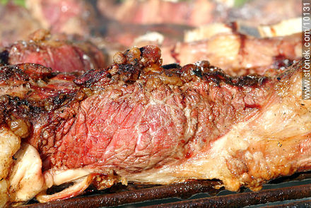 Carne asada - Departamento de Montevideo - URUGUAY. Foto No. 10131