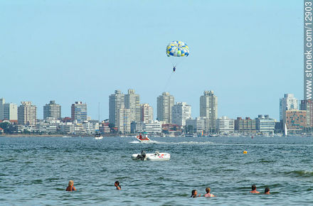  - Punta del Este y balnearios cercanos - URUGUAY. Foto No. 12903