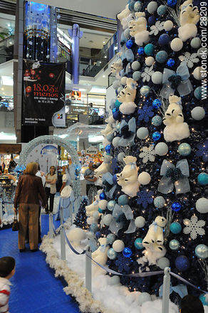 Blue Christmas in Punta Carretas Shopping mall - Department of Montevideo - URUGUAY. Photo #28209