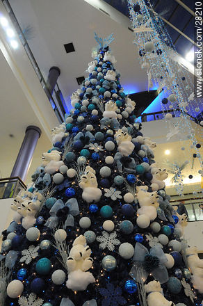 Blue Christmas in Punta Carretas Shopping mall - Department of Montevideo - URUGUAY. Photo #28210