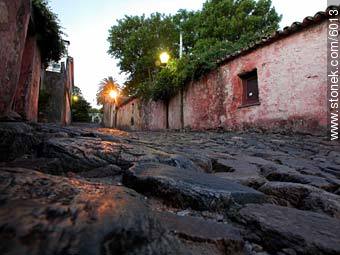 Calle de los Suspiros - Departamento de Colonia - URUGUAY. Foto No. 6013