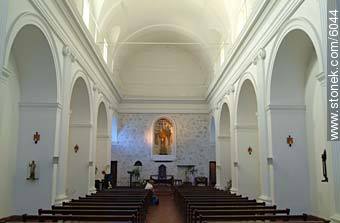 Inside Iglesia Matriz - Department of Colonia - URUGUAY. Photo #6044