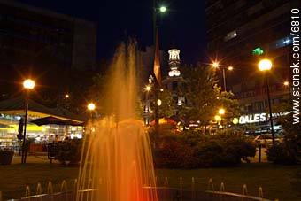 Fountain in Fabini´s square - Department of Montevideo - URUGUAY. Photo #6810