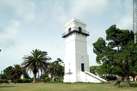 Torre del Vigía (watchtower) - Department of Maldonado - URUGUAY. Photo #7391
