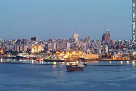 Bay of Montevideo at sunset - Department of Montevideo - URUGUAY. Photo #8133