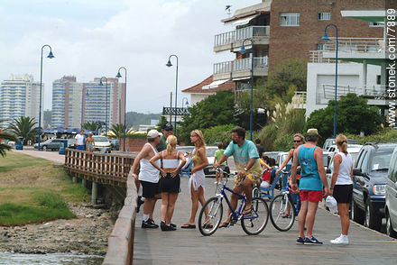 Disfrutando del verano - Punta del Este y balnearios cercanos - URUGUAY. Foto No. 7889