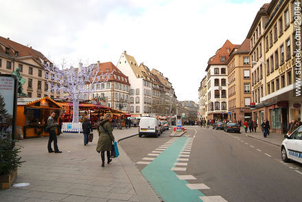 Gutenberg square. Rue des Grandes Arcades. - Region of Alsace - FRANCE. Photo #29094