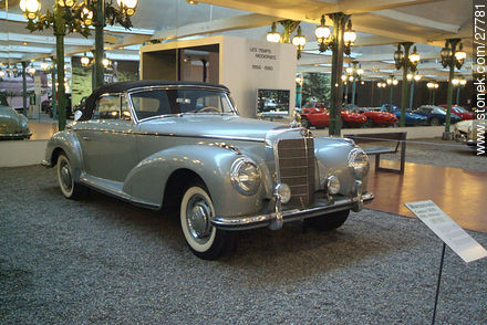 Mercedes Benz cabriolet 3005, 1955 - Región de Alsacia - FRANCIA. Foto No. 27781