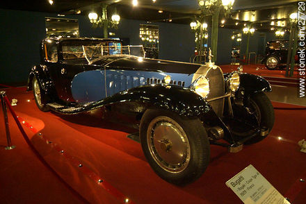Bugatti Royale Coupe Type 41 luxury, 8 cil, 13 lit, 300CV, 200 Km/h, 1929 - Region of Alsace - FRANCE. Photo #27729