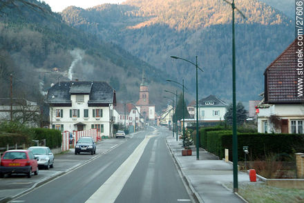 Fellering. Pequeño pueblo en Alsacia en la cordillera de los Vosgos - Región de Alsacia - FRANCIA. Foto No. 27606