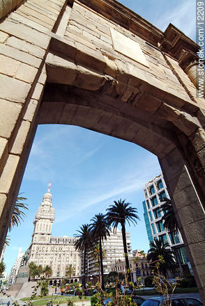  - Department of Montevideo - URUGUAY. Photo #12209