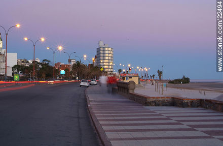 Rambla República de Chile - Departamento de Montevideo - URUGUAY. Foto No. 22494