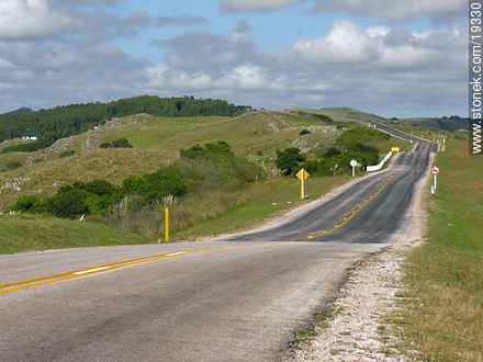 Ruta 60 - Panorámica - Departamento de Lavalleja - URUGUAY. Foto No. 19330