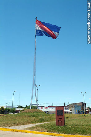 Bandera de Artigas - Departamento de Tacuarembó - URUGUAY. Foto No. 16443