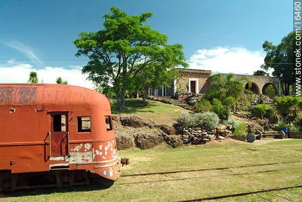 Tren antiguo y museo Gardel - Departamento de Tacuarembó - URUGUAY. Foto No. 16460
