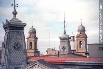Cúpulas de la Ciudad Vieja - Departamento de Montevideo - URUGUAY. Foto No. 1085