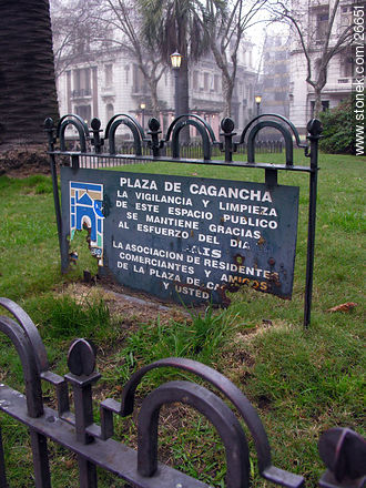 ¿Al cartel quién lo mantiene? -  - URUGUAY. Foto No. 26651