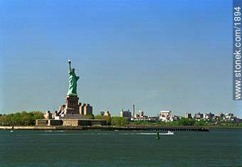 Estatua de la libertad. - Estado de Nueva York - EE.UU.-CANADÁ. Foto No. 1894