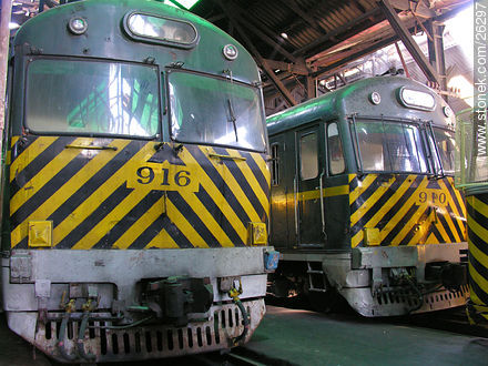 Locomotora de AFE en reparación -  - IMÁGENES VARIAS. Foto No. 26297