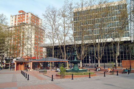 Edificio del Banco República - Departamento de Montevideo - URUGUAY. Foto No. 14859