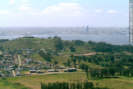 Cerro Norte. Parque Vaz Ferreira. - Departamento de Montevideo - URUGUAY. Foto No. 5175