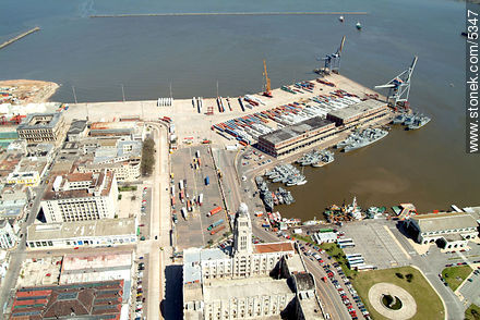 Center bottom: Navy headquarters. - Department of Montevideo - URUGUAY. Photo #5347