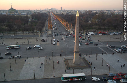 Place de la Concorde. Obelisque. Champs Elysées - París - FRANCIA. Foto No. 24470
