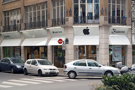 Apple Center en la rue Beaubourg y Simon Le Franc - París - FRANCIA. Foto No. 24714