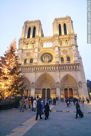 Catedral Notre Dame - París - FRANCIA. Foto No. 24793