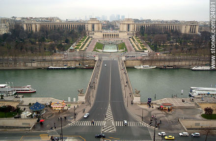 Pont d'léna.  Palais de Chaillot. Av. De New York - París - FRANCIA. Foto No. 24891