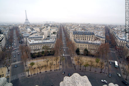 Av. D'léna, Tour Eiffel, Av. Kléber, Av. Victor Hugo - París - FRANCIA. Foto No. 24942