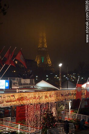 Bateau Mouche. Tour Eiffel - París - FRANCIA. Foto No. 26026