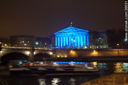 Asemblée Nationale (azul). Pont de la Concorde. - Paris - FRANCE. Photo #26031
