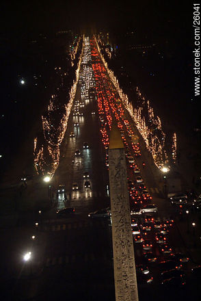 Obelisque. Avenue des Champs Elysées. - París - FRANCIA. Foto No. 26041