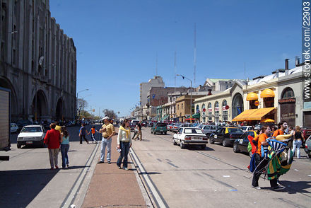 Rambla 25 de Agosto de 1825 - Departamento de Montevideo - URUGUAY. Foto No. 22903