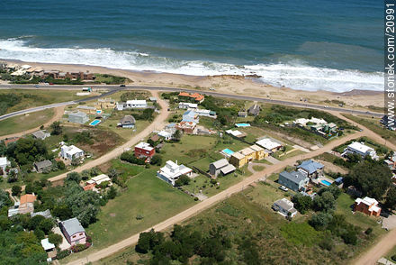  - Punta del Este and its near resorts - URUGUAY. Photo #20991
