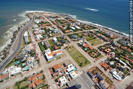  - Punta del Este y balnearios cercanos - URUGUAY. Foto No. 21094