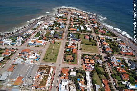  - Punta del Este y balnearios cercanos - URUGUAY. Foto No. 21097